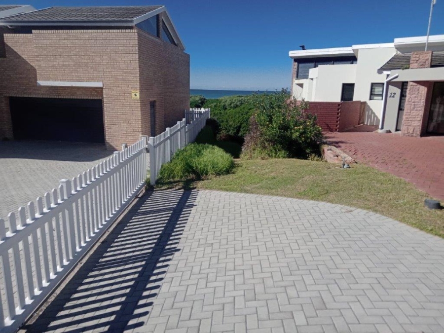 Commercial Property for Sale in Paradise Beach Eastern Cape